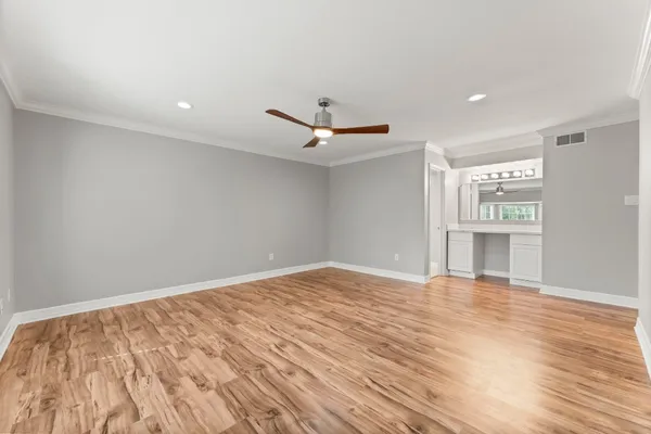 $271,500 | 13346 Trail Hollow Drive, Unit 3346, Houston, TX 77079