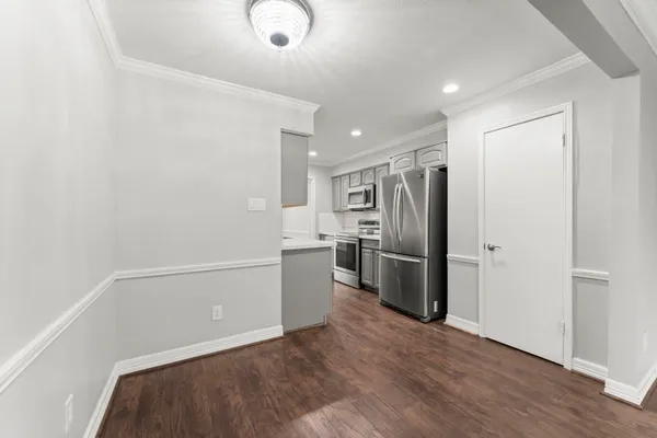 $271,500 | 13346 Trail Hollow Drive, Unit 3346, Houston, TX 77079