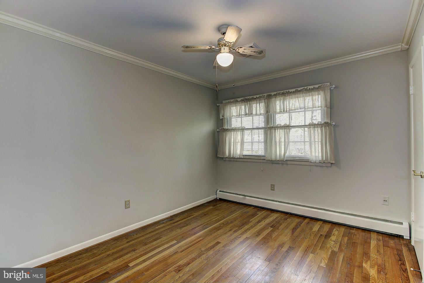 12200 Hounds Lane Reston, VA 20191 - Photo 10 of 13 Interior (General)