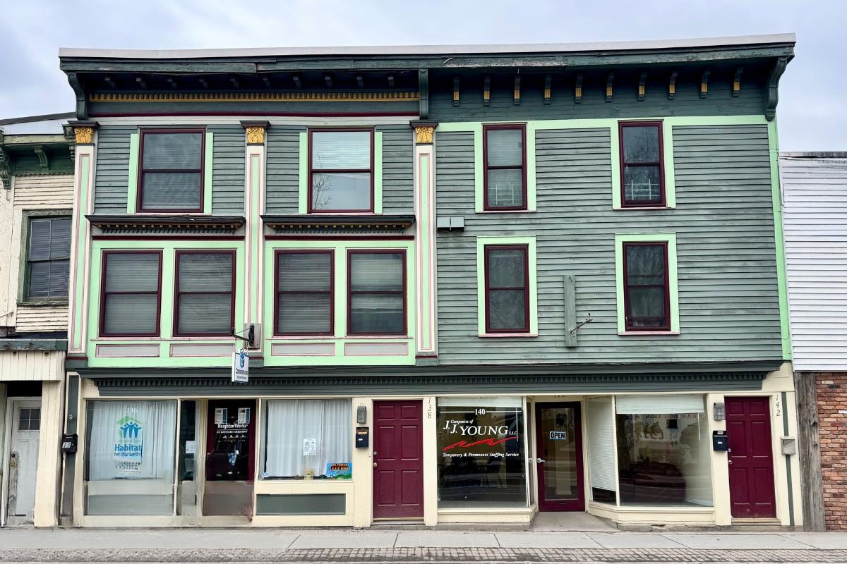 136 North Street Bennington, VT 05201 - Photo 1 of 25