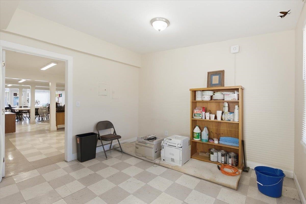 136 North Street Bennington, VT 05201 - Photo 7 of 25