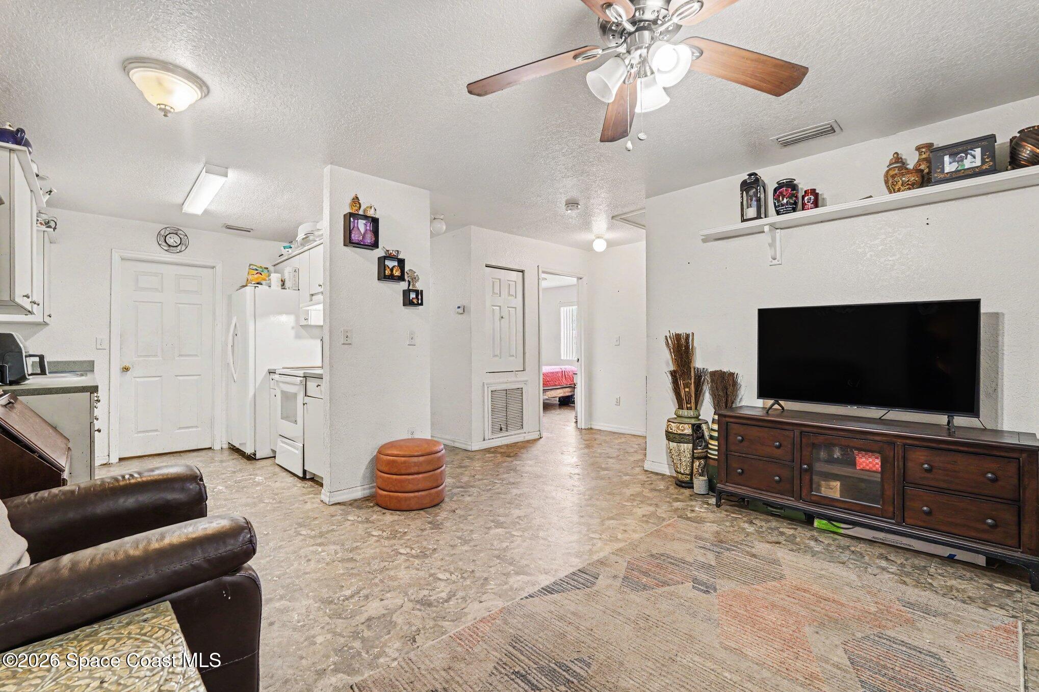 2225 Monroe Street Palm Bay, FL 32905 - Photo 6 of 28 009_file_4569