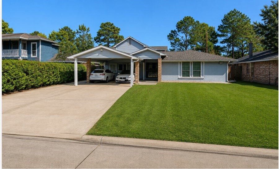 114 West Mitchell Road Houston, TX 77037 - Photo 2 of 32 Gallery Image 2