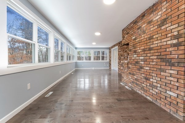 379 Porter Road East Longmeadow, MA 01028 - Photo 20 of 41 Gallery Image 20