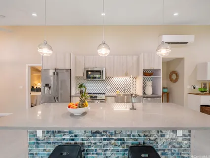 $2,998,000 | 6601 Hawaii Kai Drive, Honolulu, HI 96825