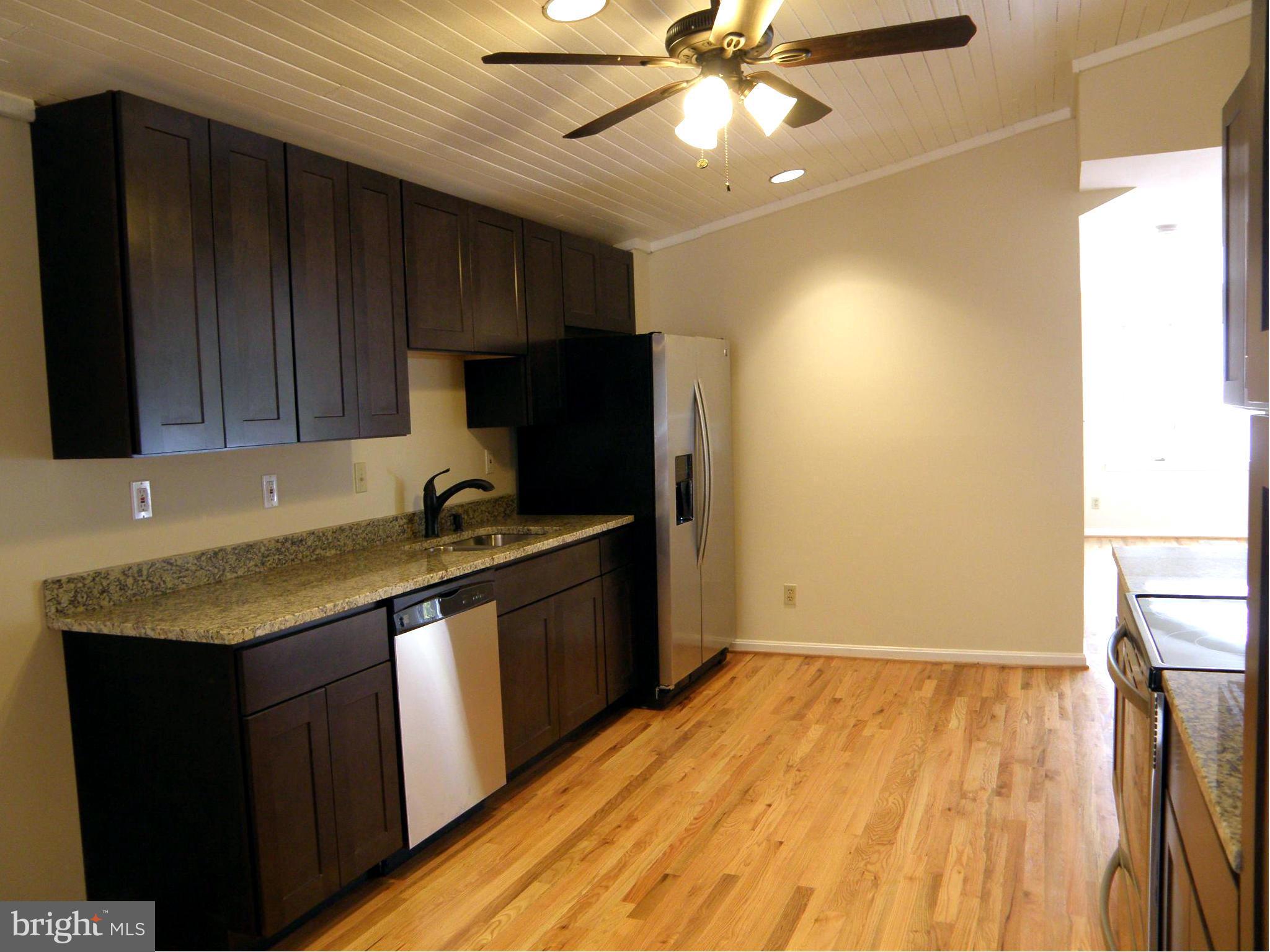 786 Snodgrass Road Crownsville, MD 21032 - Photo 10 of 29 Kitchen