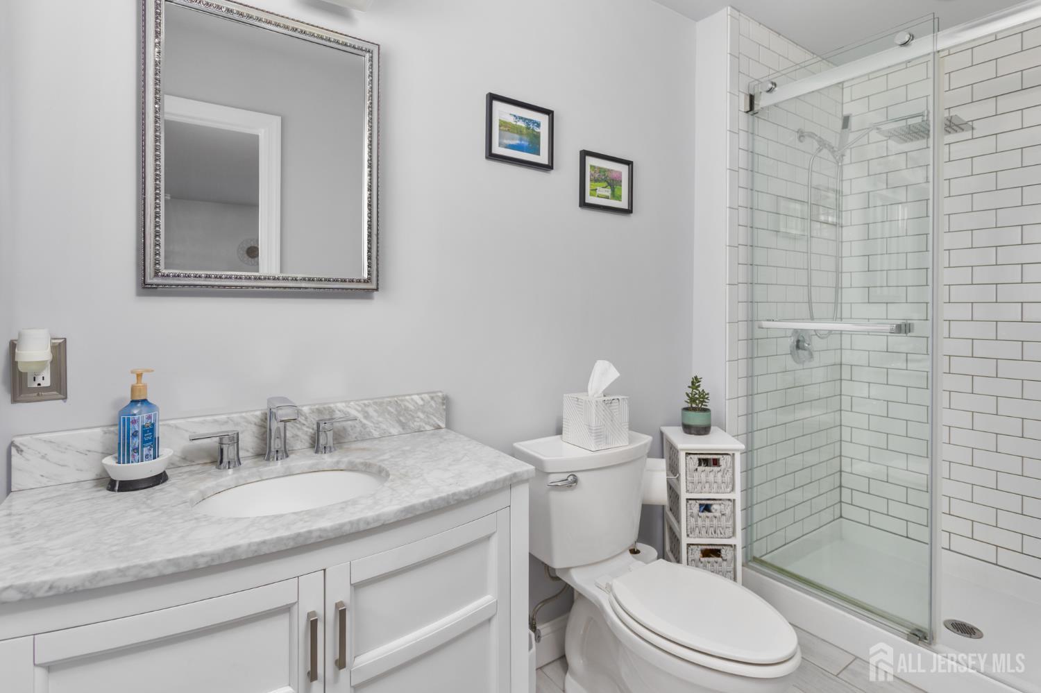 7 Vauxhall Road East Brunswick, NJ 08816 - Photo 23 of 38