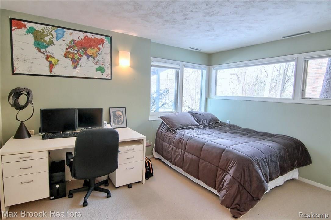 4180 Stoddard Road West Bloomfield, MI 48323 - Photo 29 of 43 3rd_Bedroom.jpg