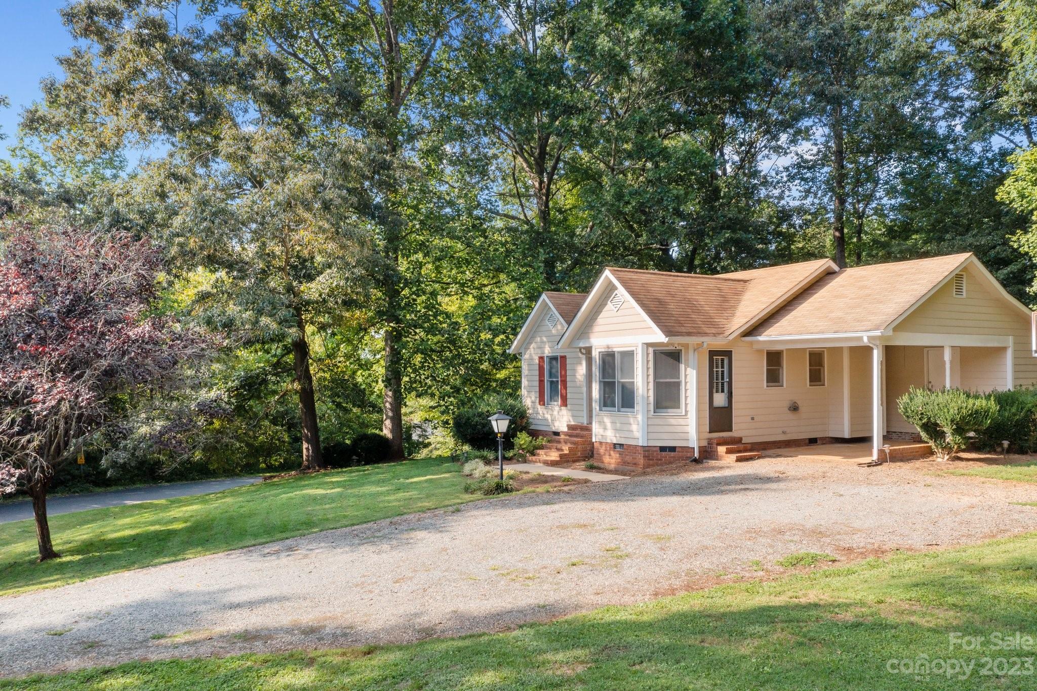 782 Quail Road Lexington, NC 27292 - Photo 4 of 39 Gallery Image 4