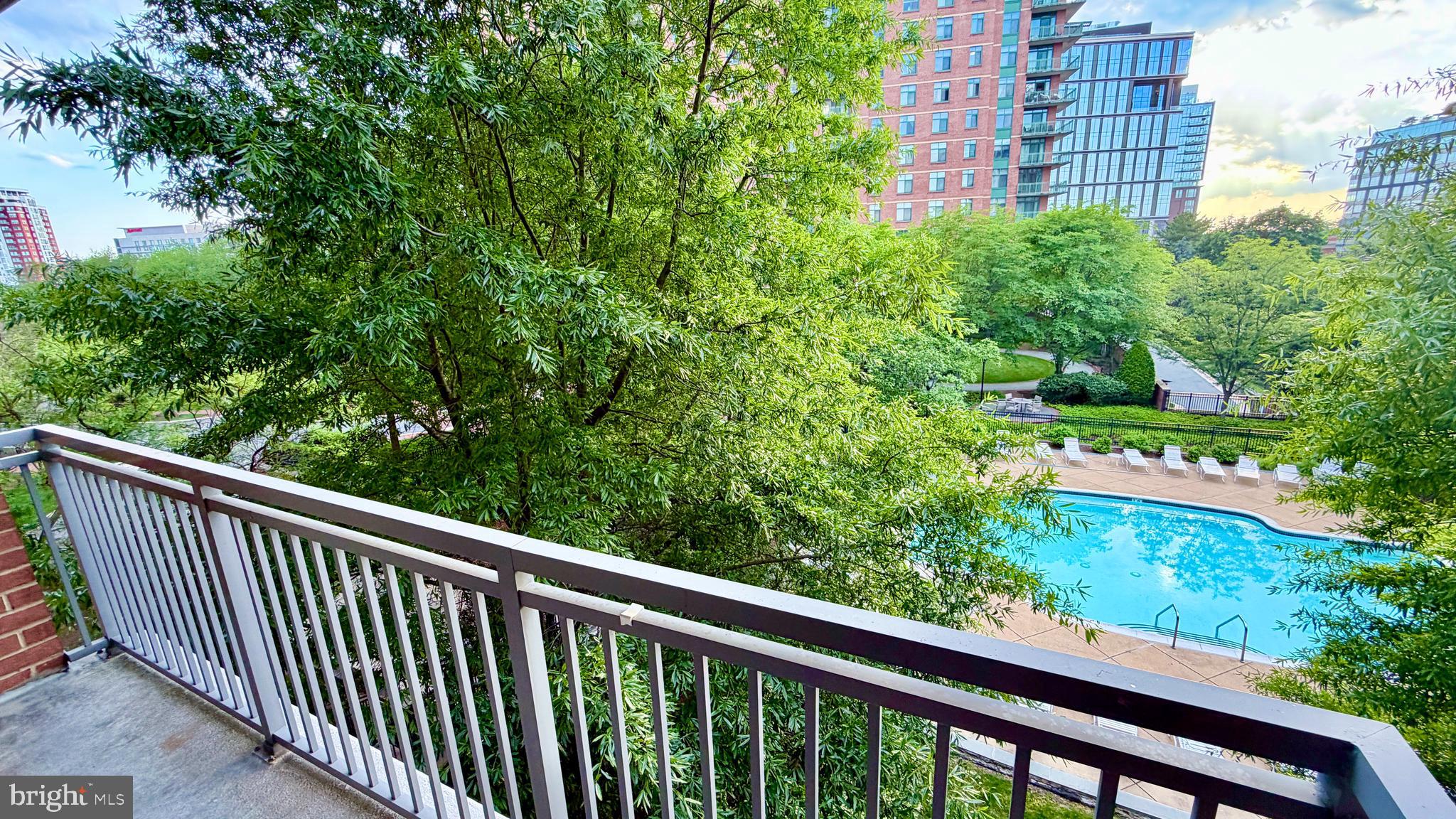 11710 Old Georgetown Road, Unit 429 North Bethesda, MD 20852 - Photo 22 of 40