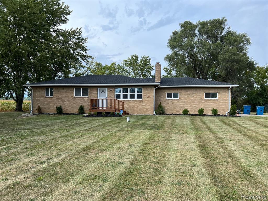 8322 Corunna Road Flint, MI 48532 - Photo 1 of 26