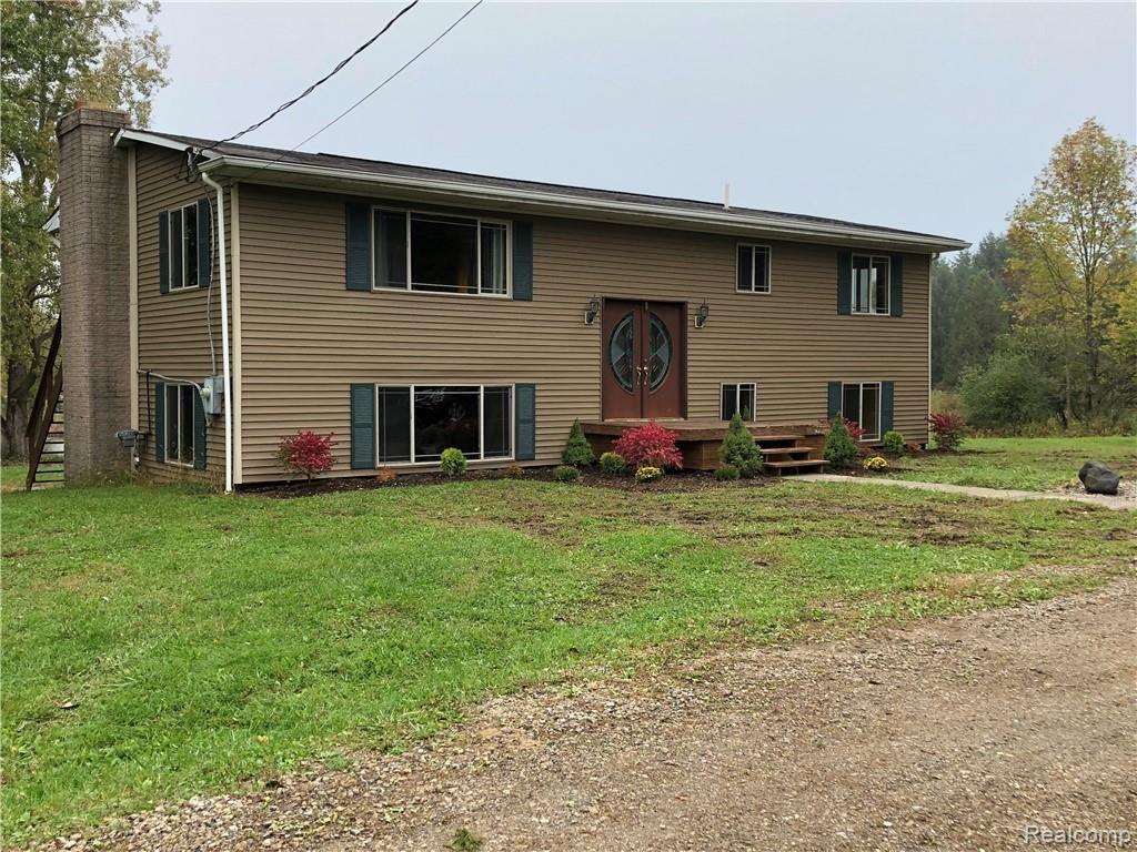 7480 Linden Road Fenton, MI 48430 - Photo 1 of 71 IMG_0980.JPG
