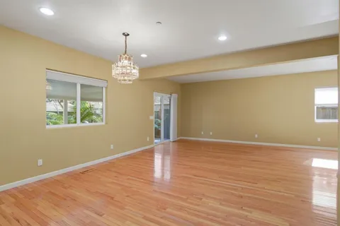 $8,300 | 659 Upton Street, Redwood City, CA 94061