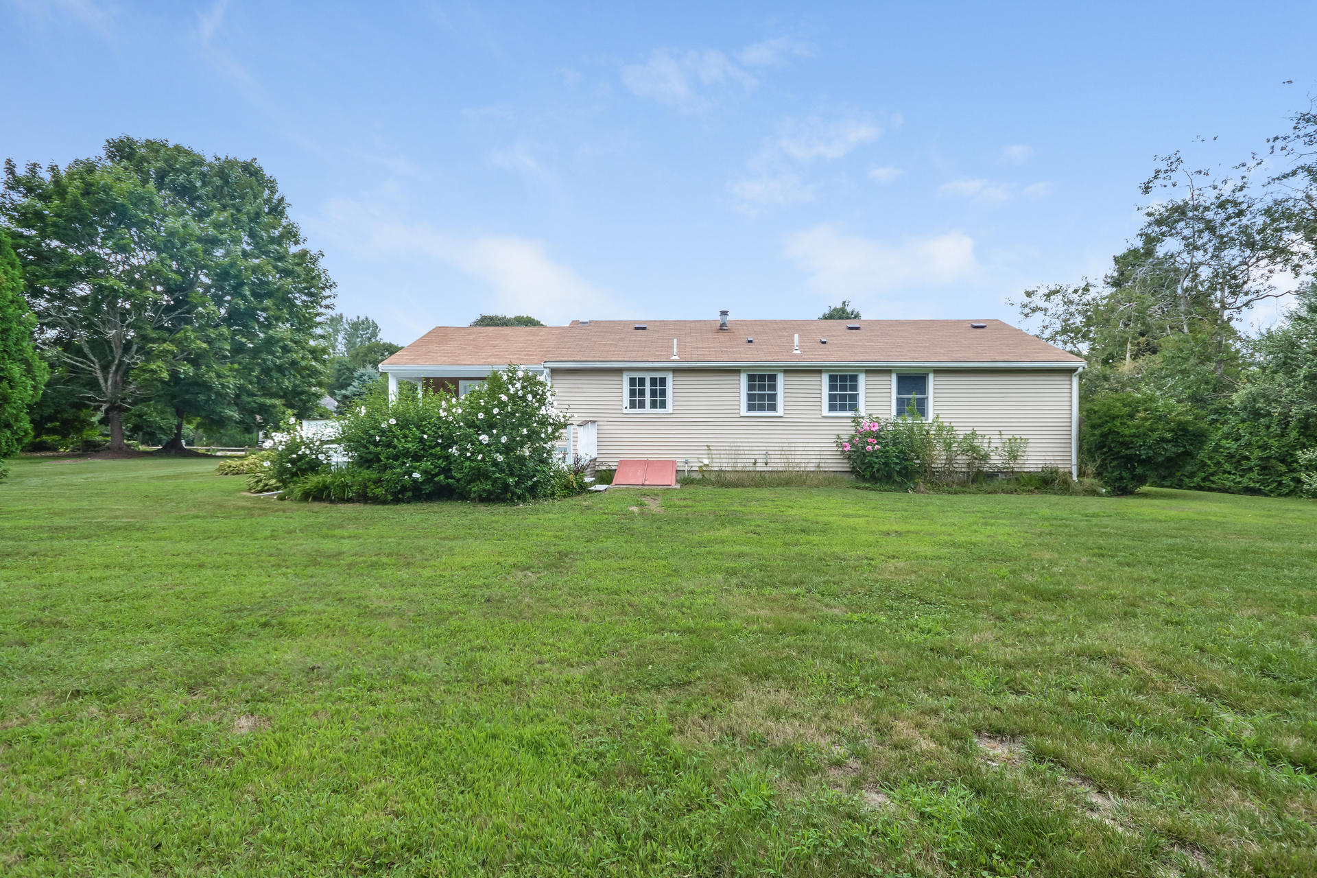 17 Piccadilly Road Sandwich, MA 02563 - Photo 26 of 31 025-photo-rear-view-6155414