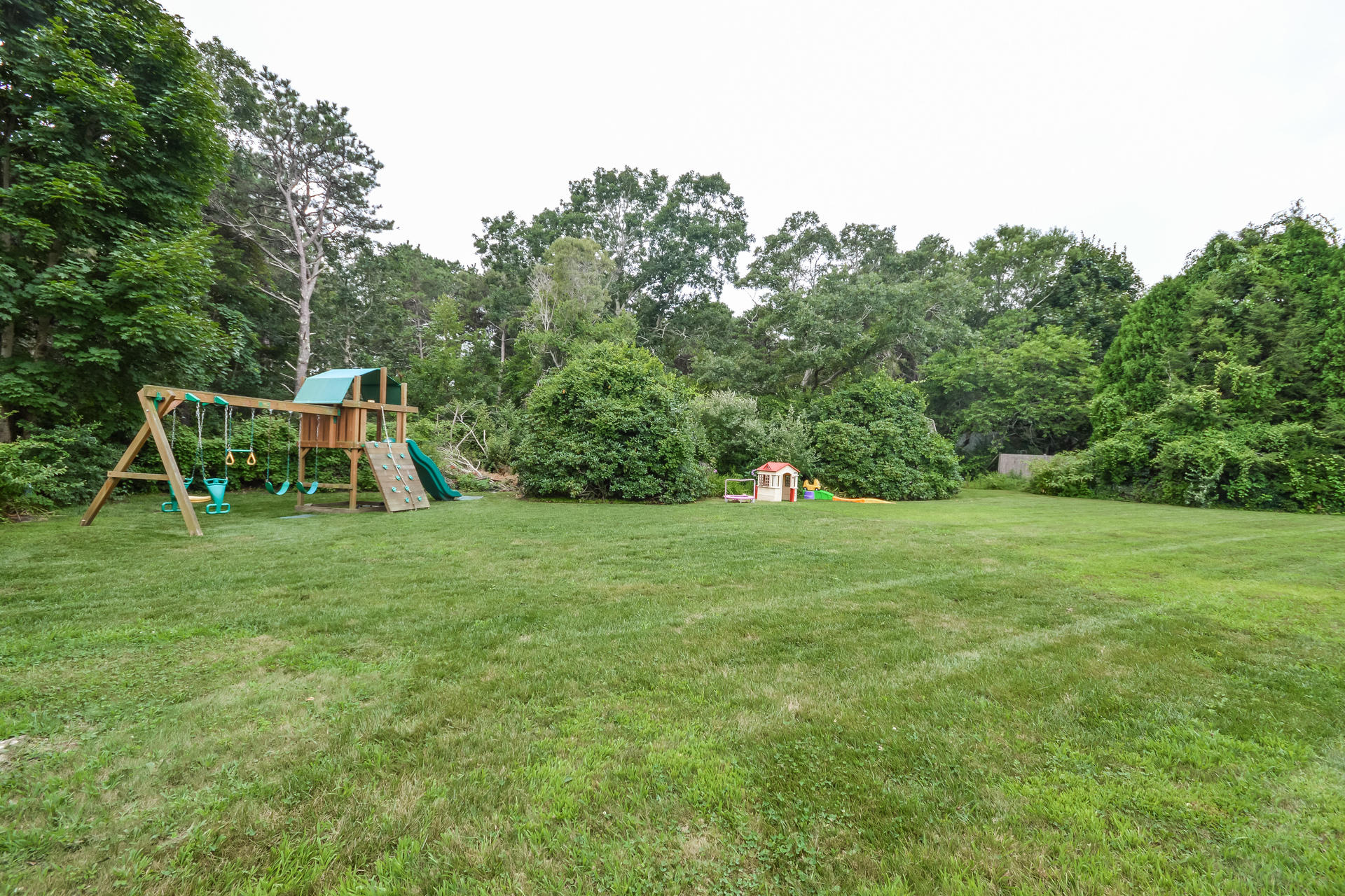 17 Piccadilly Road Sandwich, MA 02563 - Photo 28 of 31 027-photo-exterior-6155416