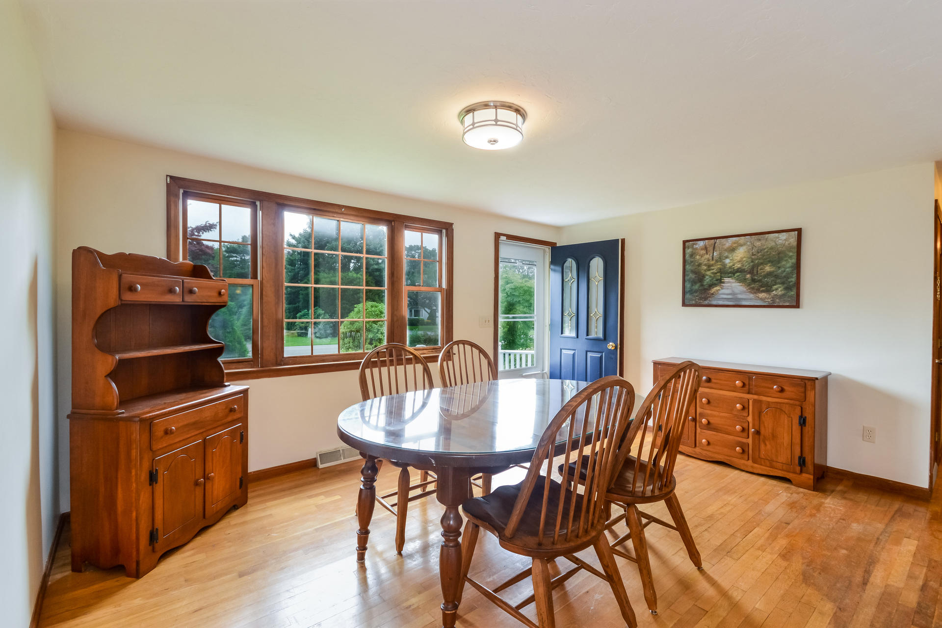 17 Piccadilly Road Sandwich, MA 02563 - Photo 10 of 31 009-photo-dining-room-6155413