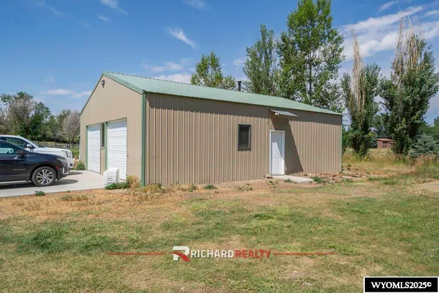 $565,000 | 854 Highway 20, Basin, WY 82410