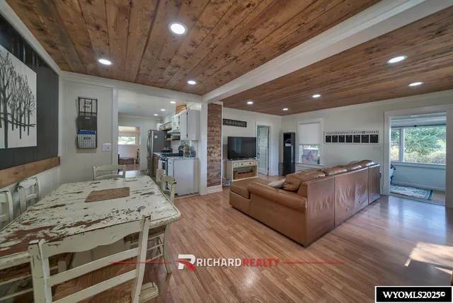 $565,000 | 854 Highway 20, Basin, WY 82410