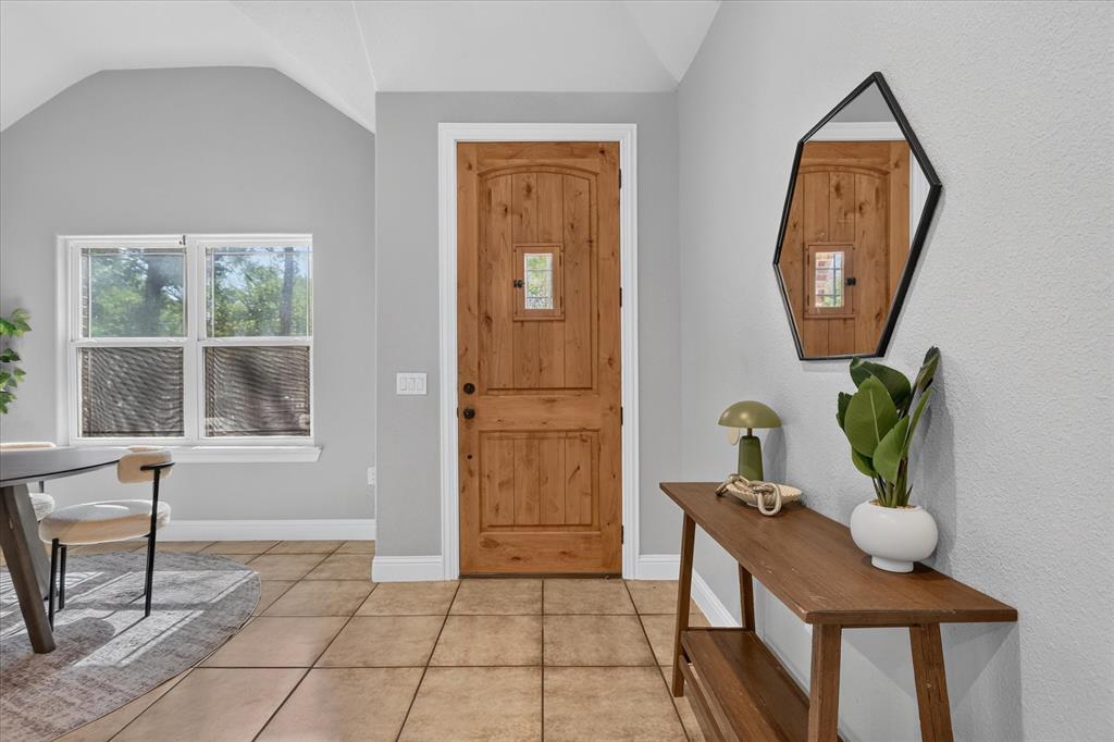 2505 Edd Road Dallas, TX 75253 - Photo 7 of 40 Gallery Image 7
