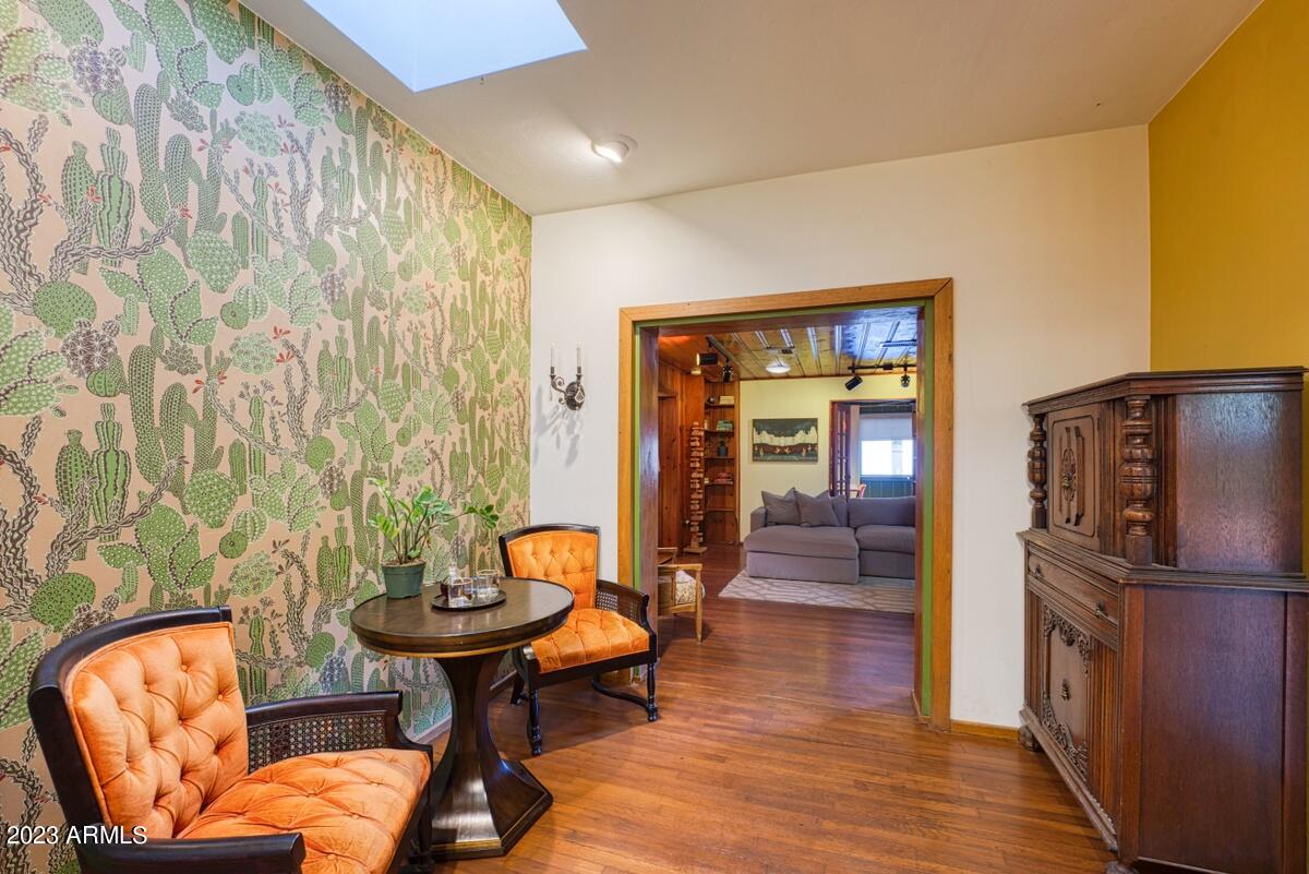 1548 East Cheery Lynn Road Phoenix, AZ 85014 - Photo 23 of 52 vSTJ78Q6SX6mr4IMPP7u_88075-040_14