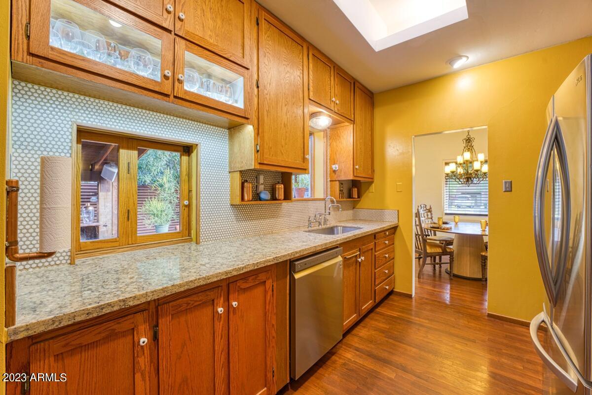1548 East Cheery Lynn Road Phoenix, AZ 85014 - Photo 30 of 52 oRtEvzCxQ3SQW09Ea3T0_88075-031_11