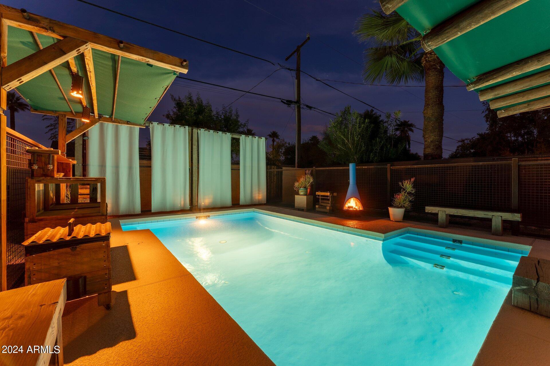 1548 East Cheery Lynn Road Phoenix, AZ 85014 - Photo 31 of 52 twilight-014