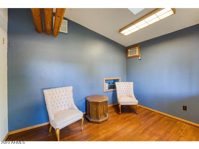1548 East Cheery Lynn Road Phoenix, AZ 85014 - Photo 6 of 52 qhe90FvQau5Vn8S3j6Lo_88075-007_3