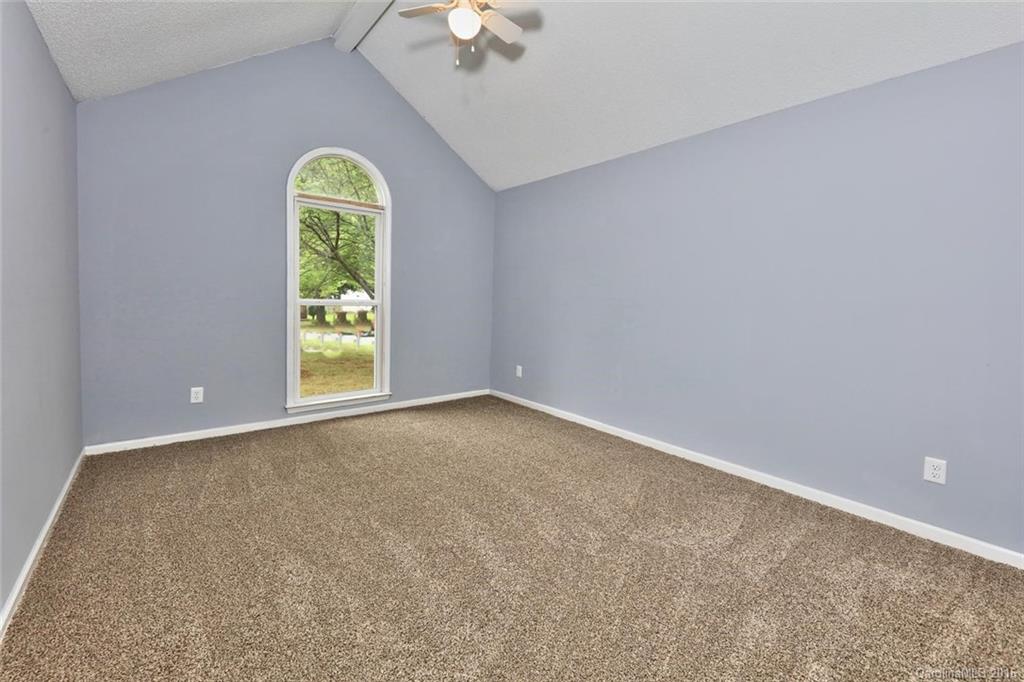 1803 Running Brook Road Charlotte, NC 28214 - Photo 12 of 15 Gallery Image 12