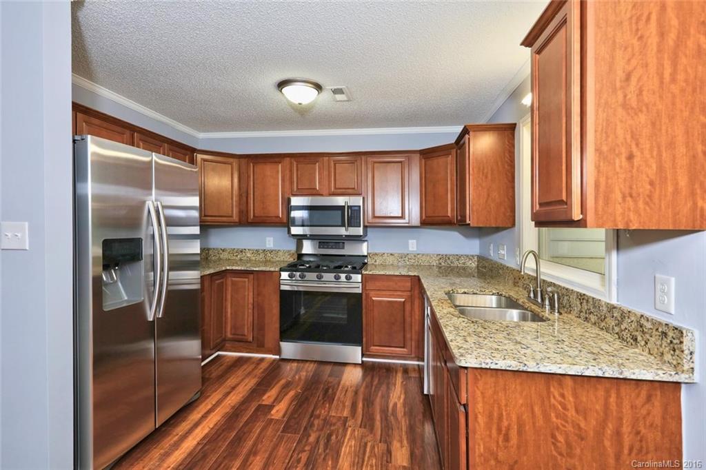 1803 Running Brook Road Charlotte, NC 28214 - Photo 6 of 15 Gallery Image 6