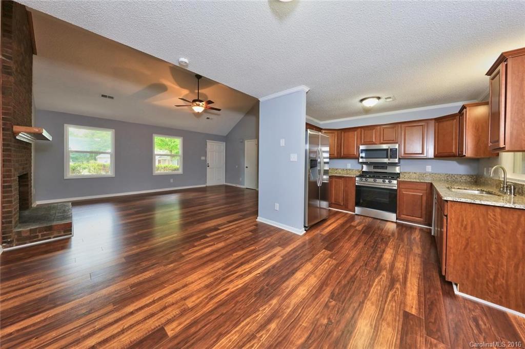 1803 Running Brook Road Charlotte, NC 28214 - Photo 8 of 15 Gallery Image 8