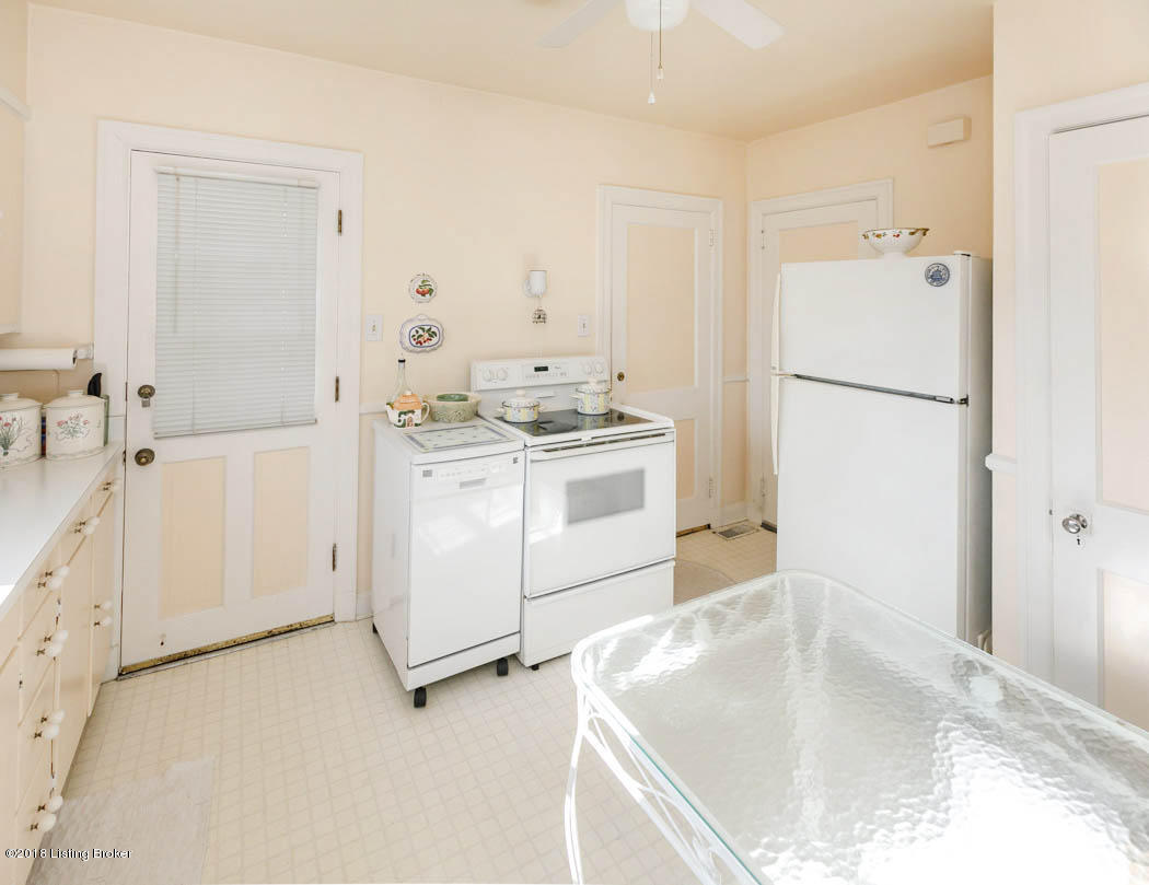 2404 Manchester Road Louisville, KY 40205 - Photo 20 of 39 020