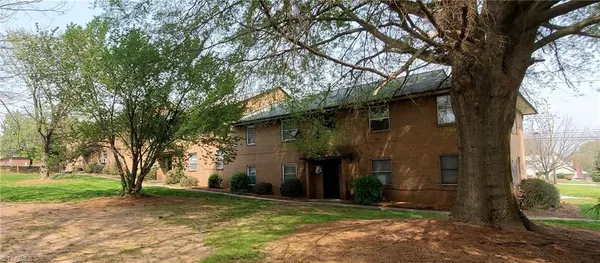 $795 | 1340 Gray Avenue Northeast, Winston-Salem, NC 27101