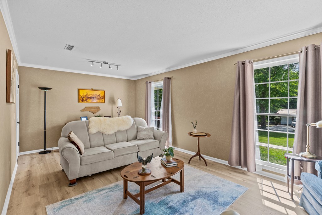 1317 Cambridge Road Dothan, AL 36305 - Photo 6 of 29