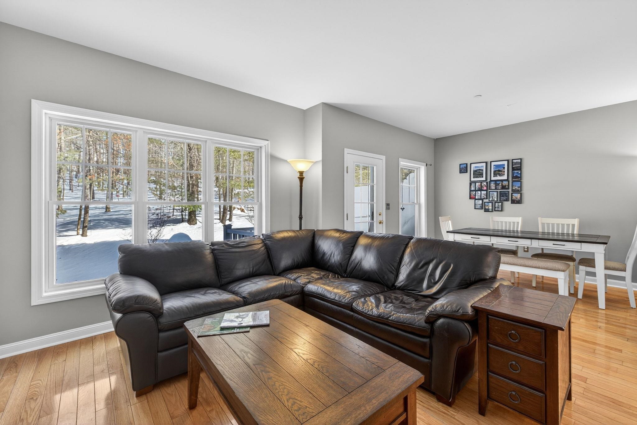 63 Woodview Way Manchester, NH 03102 - Photo 19 of 49