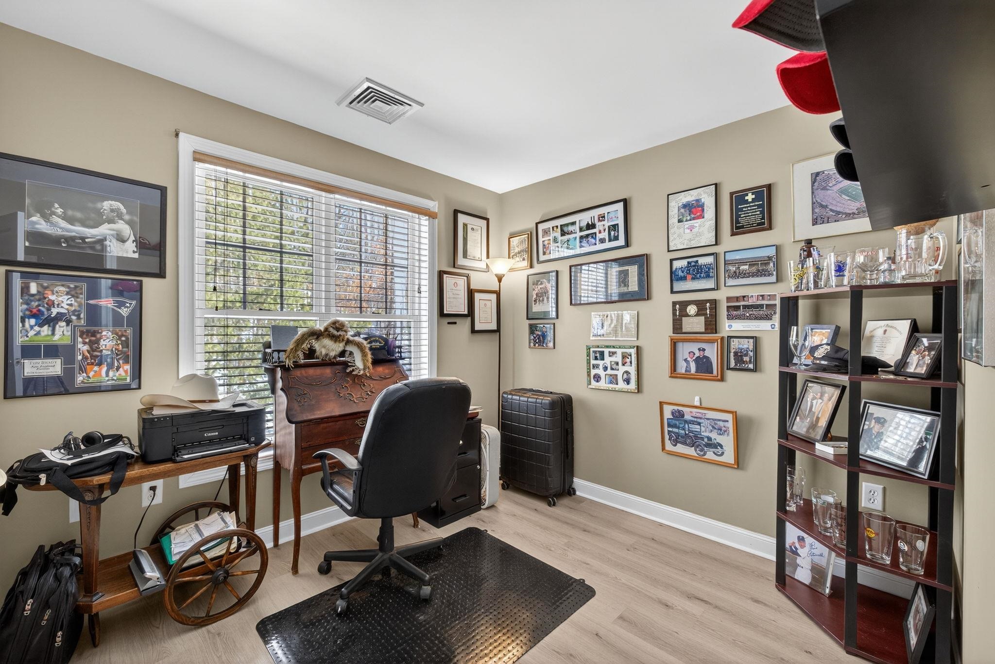 63 Woodview Way Manchester, NH 03102 - Photo 27 of 49