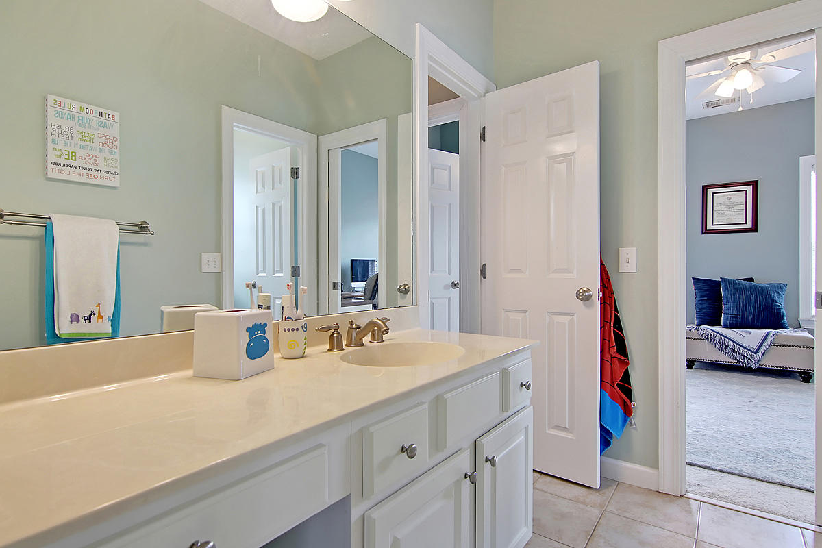 1448 Clancy Road Mount Pleasant, SC 29466 - Photo 23 of 48 Upper level hall bath