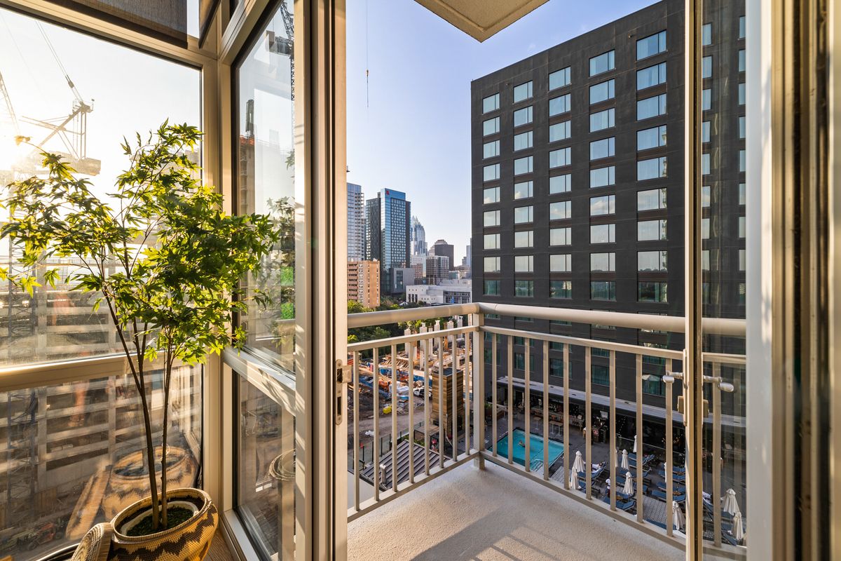 603 Davis Street, Unit 1103 Austin, TX 78701 - Photo 25 of 40