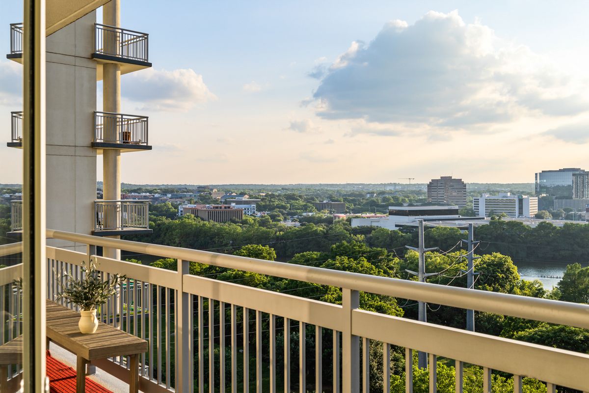 603 Davis Street, Unit 1103 Austin, TX 78701 - Photo 26 of 40
