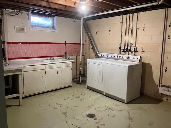 $204,500 | 235 9th Avenue Southeast, Waseca, MN 56093