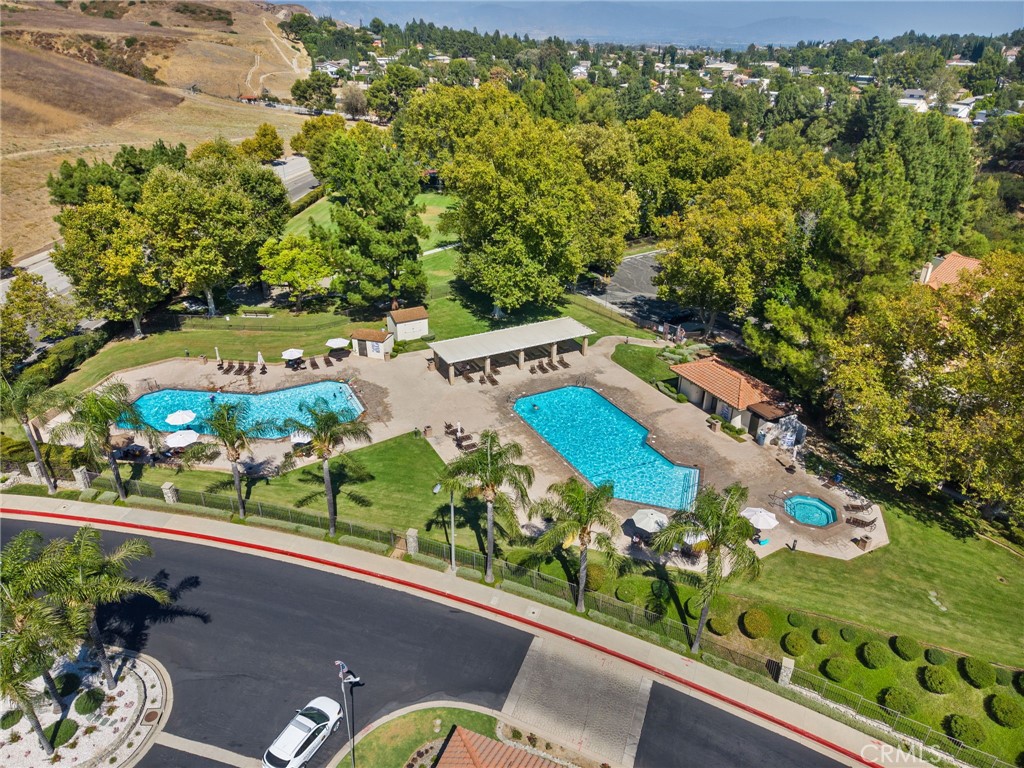 12219 High View Ridge Northridge, CA 91326 - Photo 6 of 65 Gallery Image 6