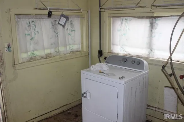 $34,900 | 135 South Broad Street, Dunkirk, IN 47336