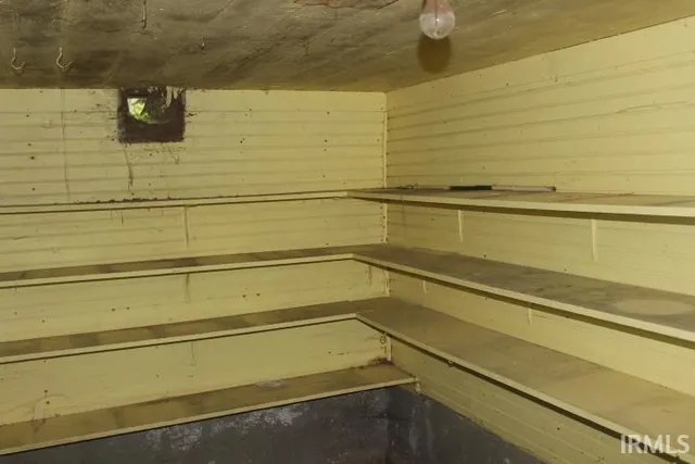 $34,900 | 135 South Broad Street, Dunkirk, IN 47336