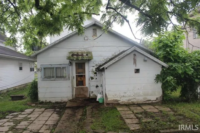 $34,900 | 135 South Broad Street, Dunkirk, IN 47336
