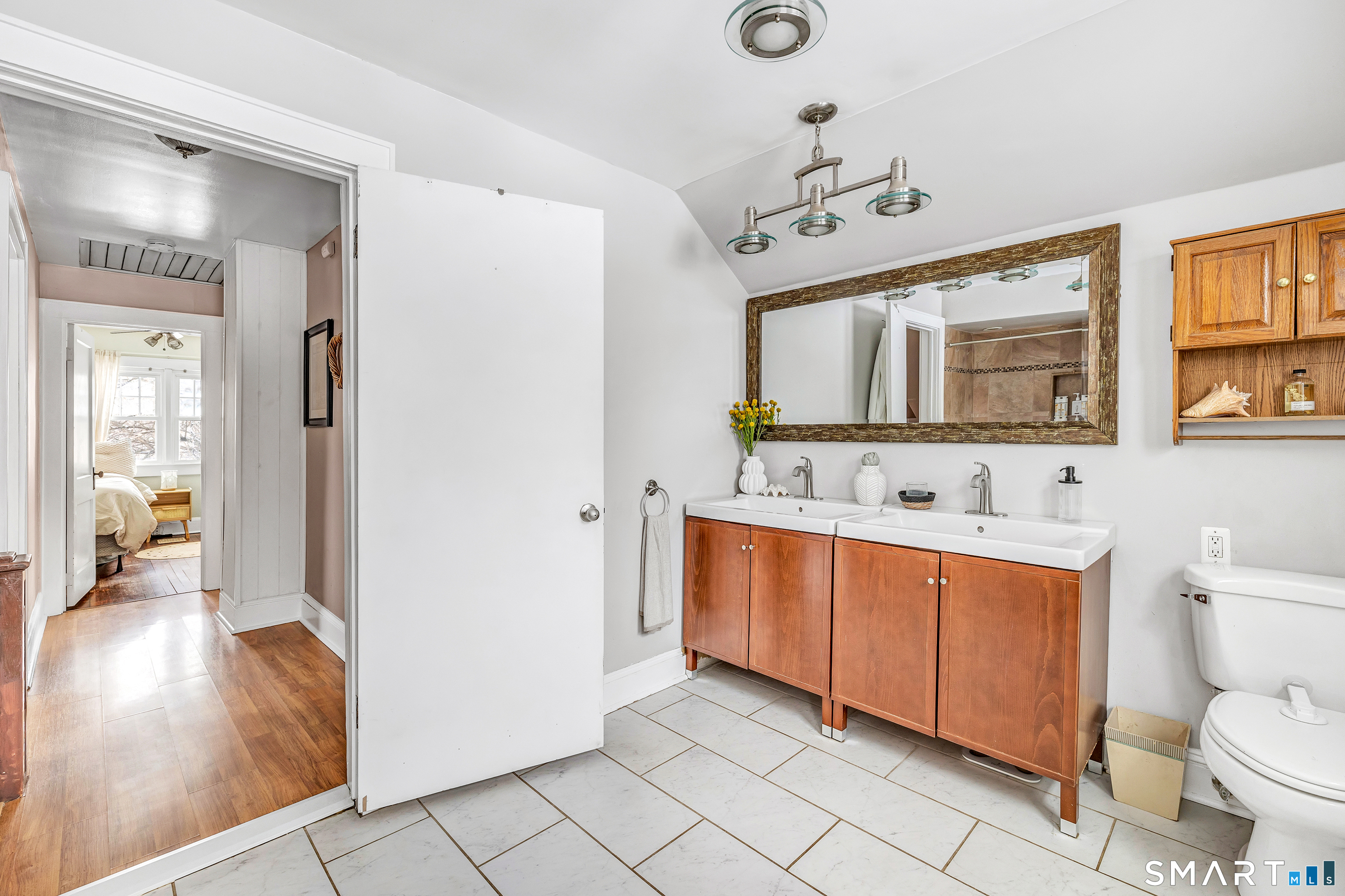 699 Daniels Farm Road Trumbull, CT 06611 - Photo 23 of 36