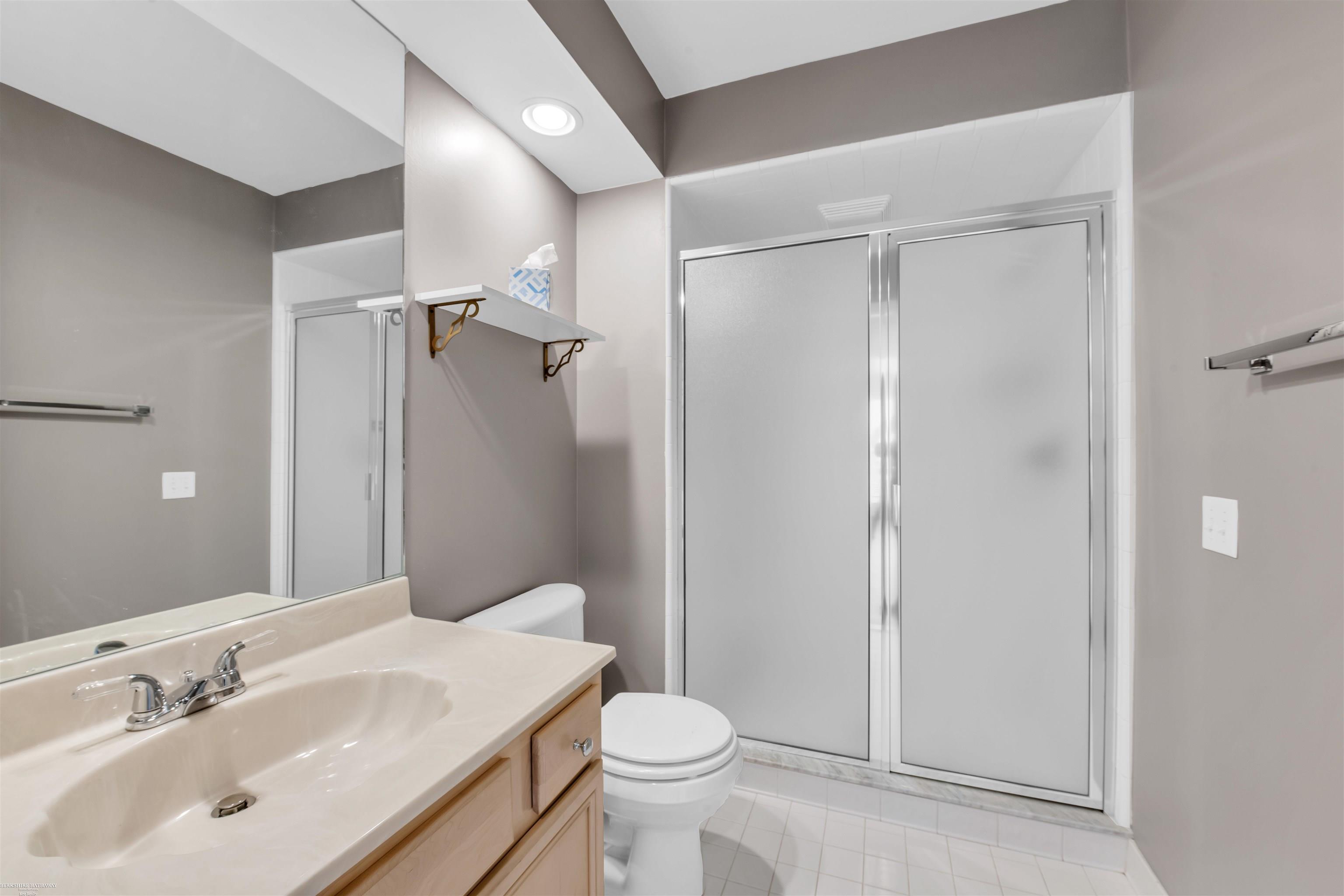 860 Neff Road Grosse Pointe, MI 48230 - Photo 21 of 30 50117572-20.JPG