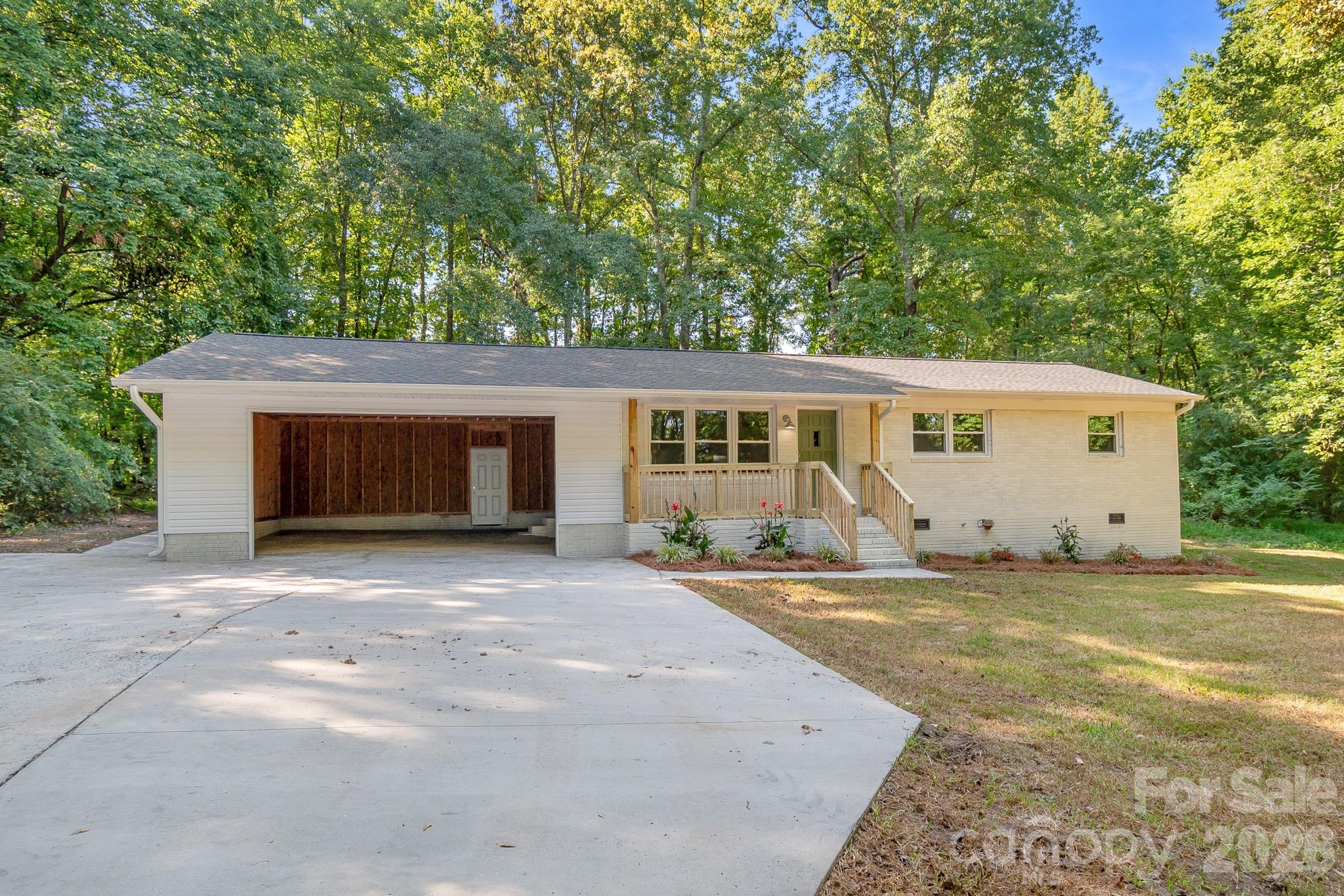 2177 Thornwell Road Lancaster, SC 29720 - Photo 1 of 47 Gallery Image 1