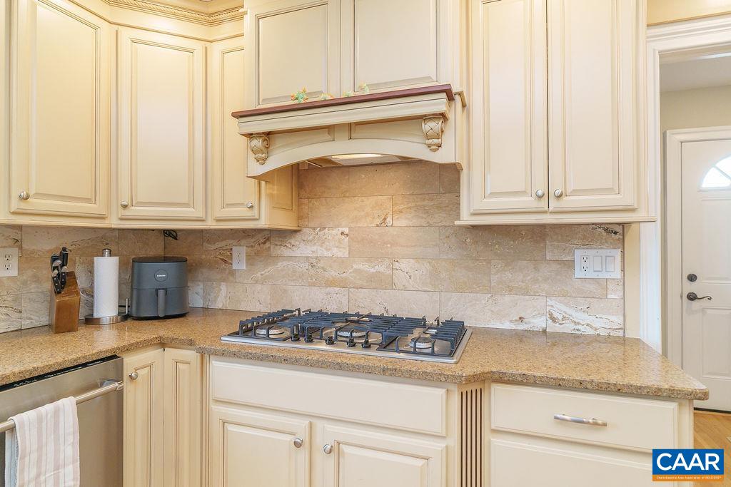 2976 Cove Trace Charlottesville, VA 22911 - Photo 19 of 62 a white stove top oven sitting inside of a kitchen