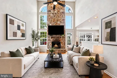 $975,000 | 103 Hidden Court, New Hope, PA 18938