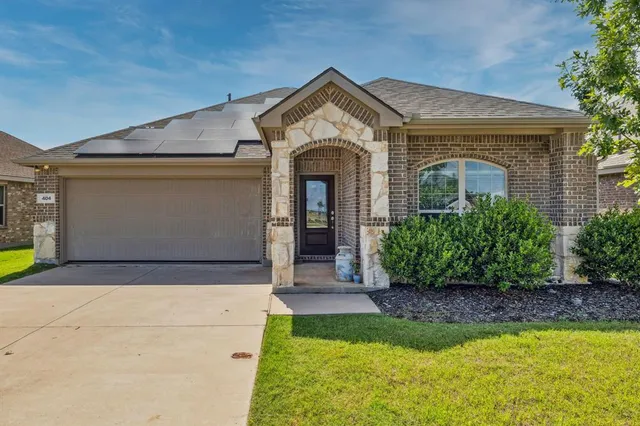 $294,500 | 404 Madrone Lane, Princeton, TX 75407
