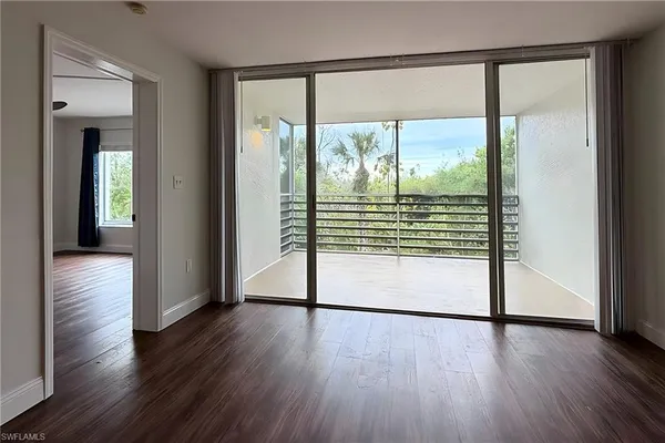 $1,950 | 15171 Cedarwood Lane, Unit 3202, Naples, FL 34110